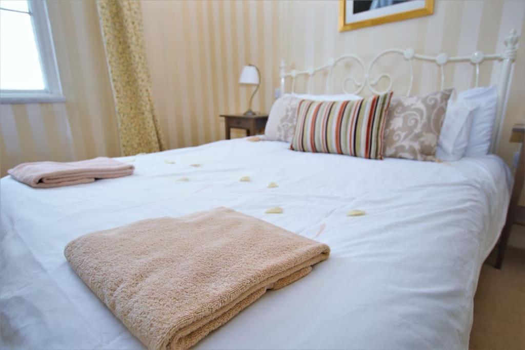 فيلا The Old Vicarage إلفراكومبْ المظهر الخارجي الصورة